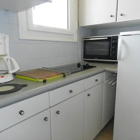 아파트 Avec Terrasse Et Parking Au Lavandou, Acces Direct - Fr-1-251-804 르 라방두